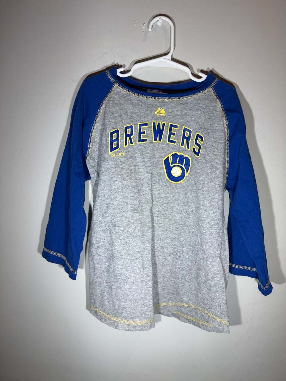 Majestic Milwaukee Brewers MLB Youth Size 7 Gray Blue Raglan 3/4 Sleeve T